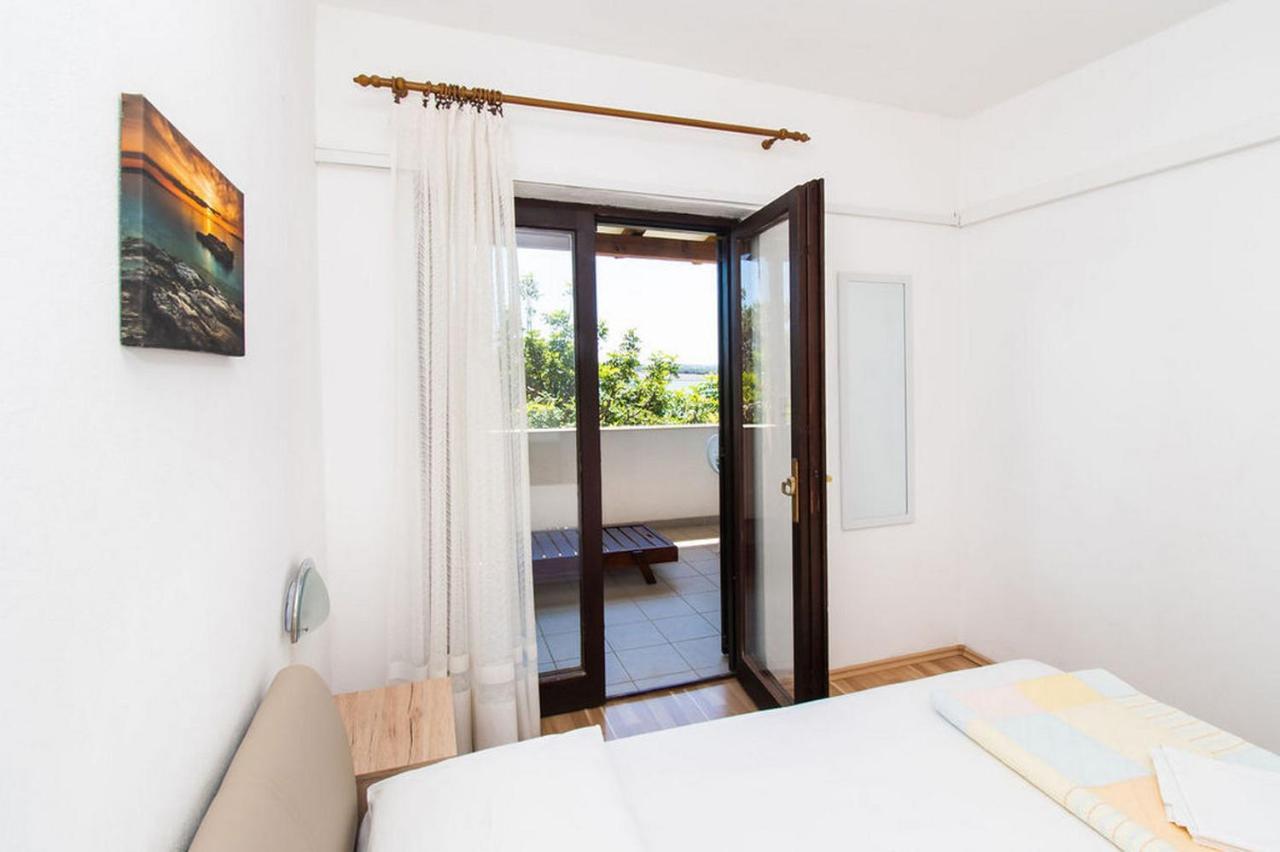 Apartments Crljenko ปอฟเลียนา ภายนอก รูปภาพ