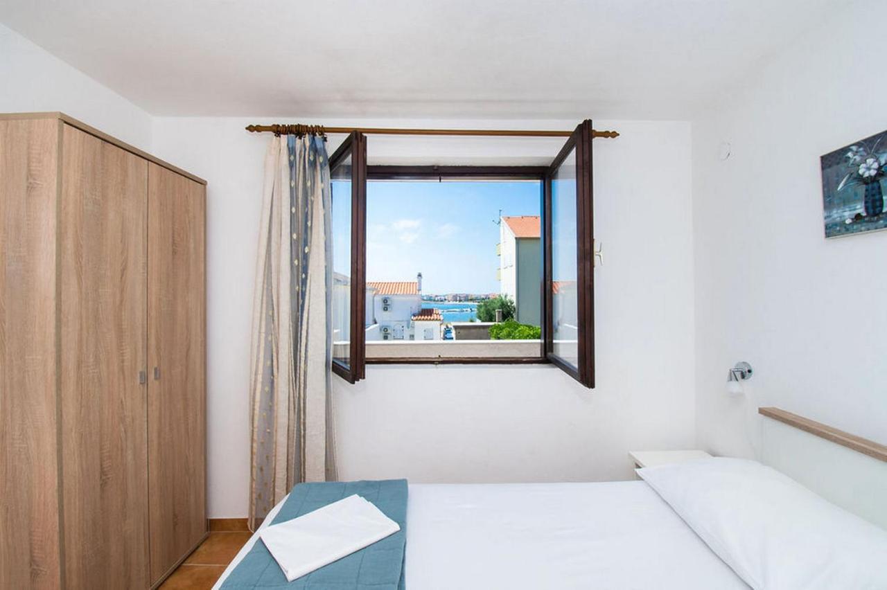 Apartments Crljenko ปอฟเลียนา ภายนอก รูปภาพ